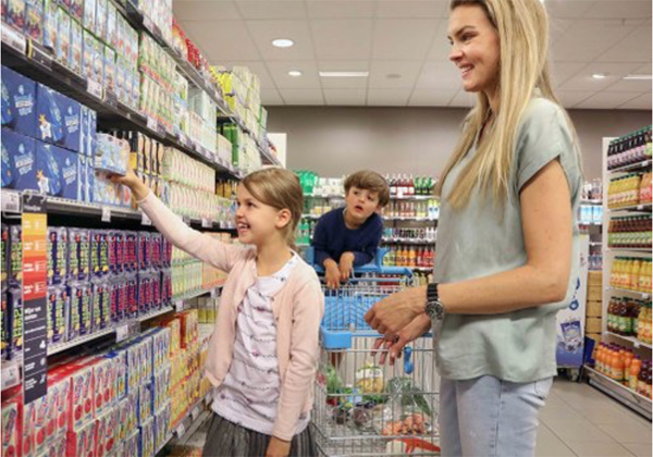 Albert Heijn gaat strijd aan tegen suiker in frisdrank voor kinderen